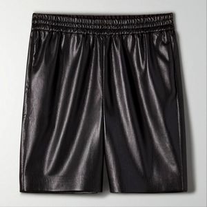 Aritzia Babaton Smith Shorts size 8